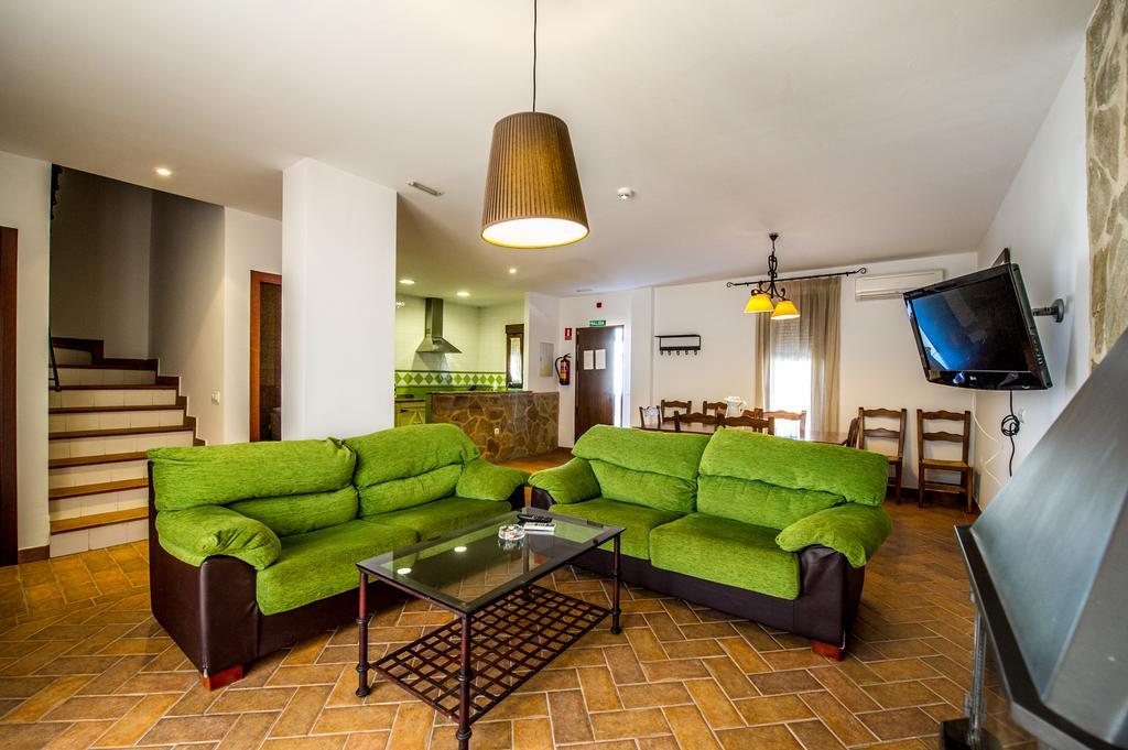 Apartamentos La Venta del Charco Cardeña Habitación foto